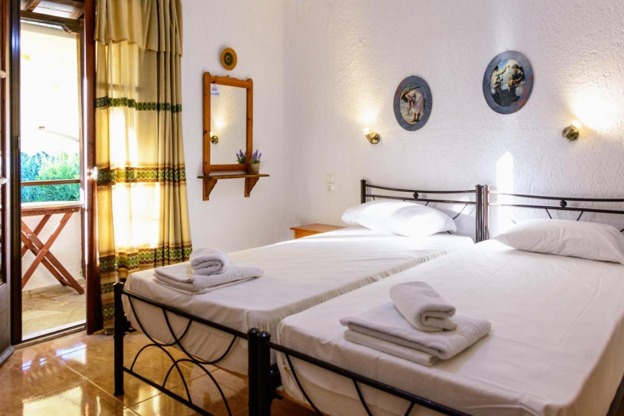 Spiros Rooms Panormos  المظهر الخارجي الصورة
