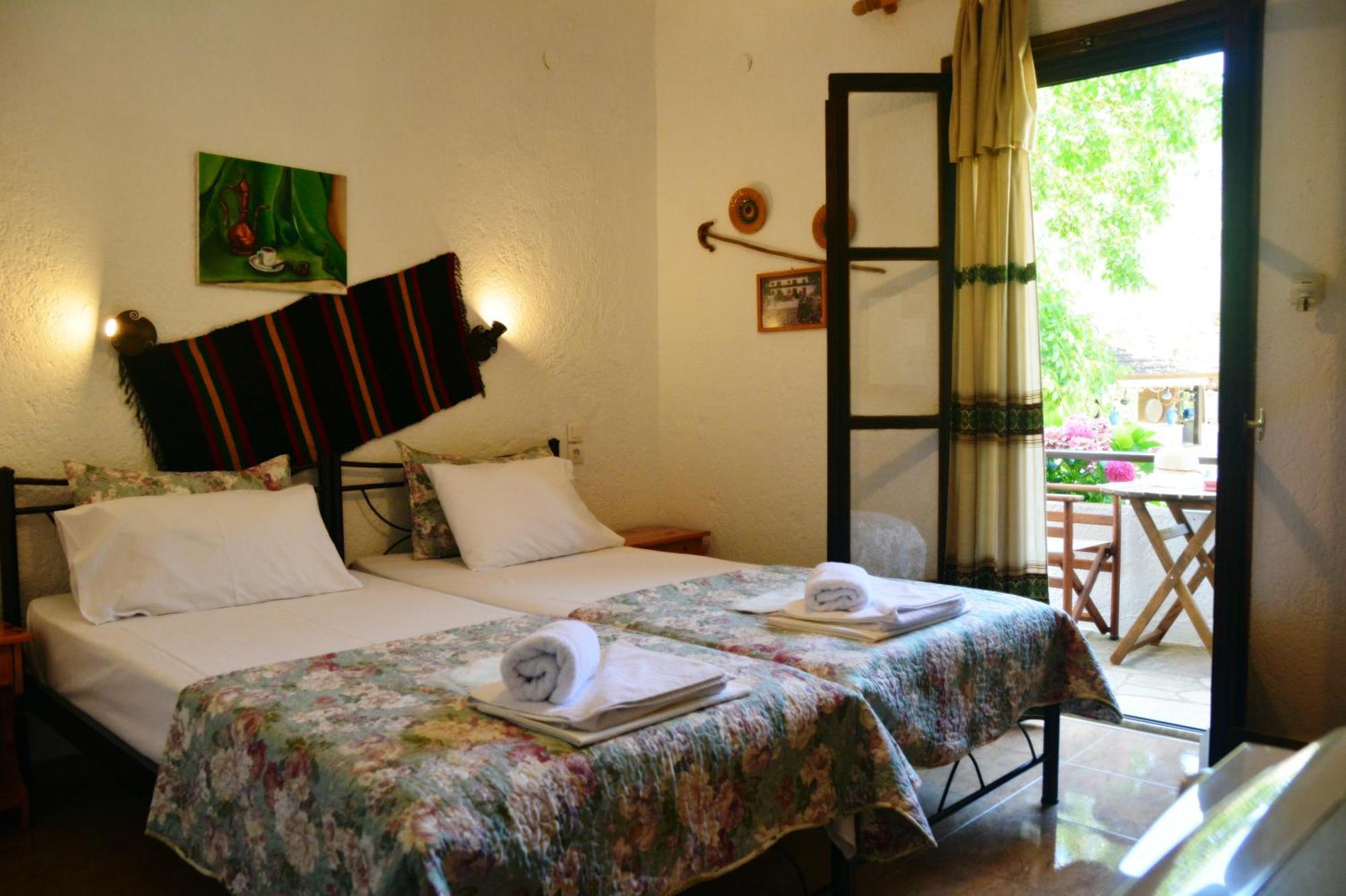Spiros Rooms Panormos  المظهر الخارجي الصورة